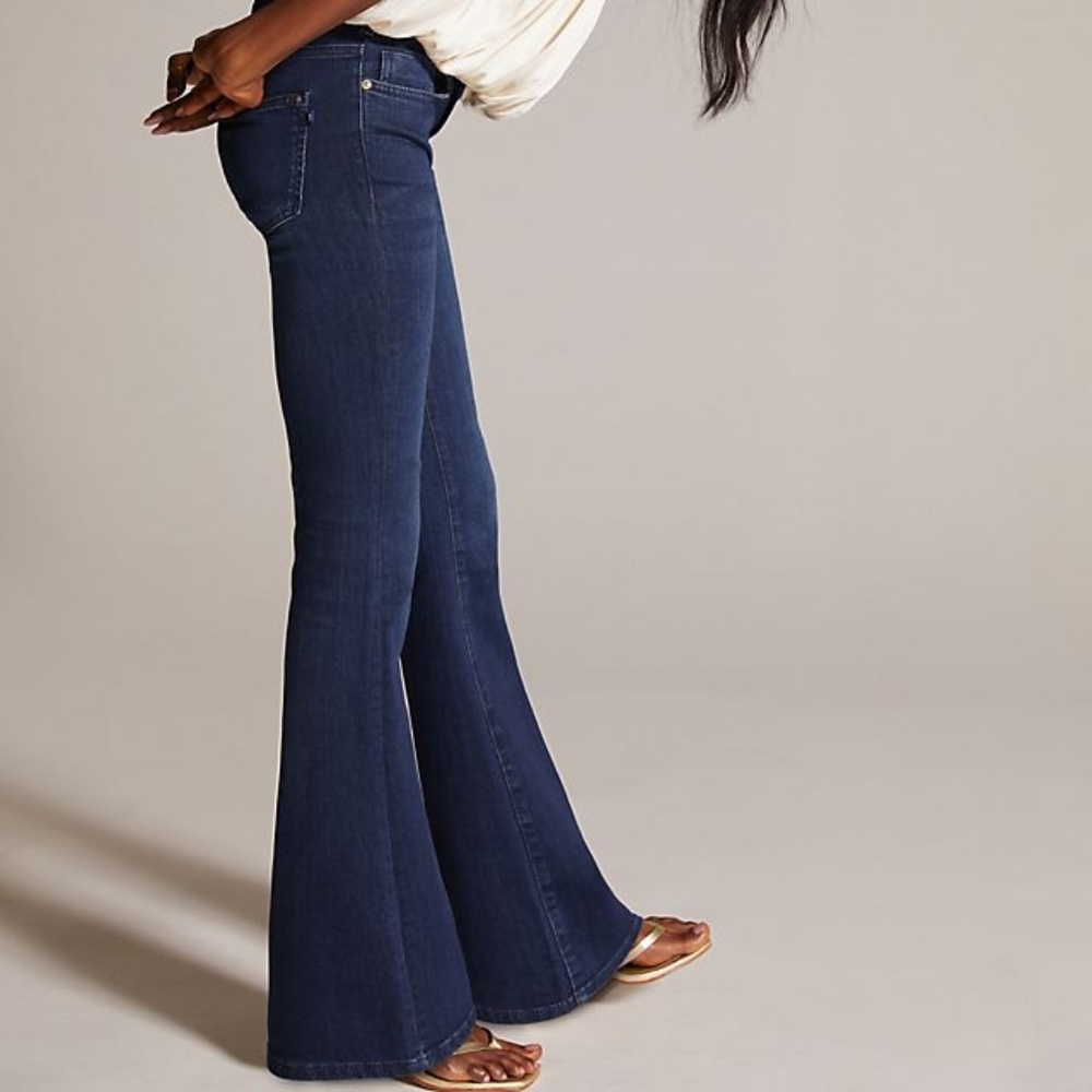 Pilcro and the Letterpress Dark Denim Mid-rise flare jean Fit S.T E.T  size 25